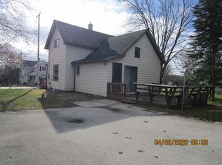 302 S Wisconsin Dr, Howards Grove, WI 53083