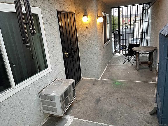 4th image of 742 A St Unit 6