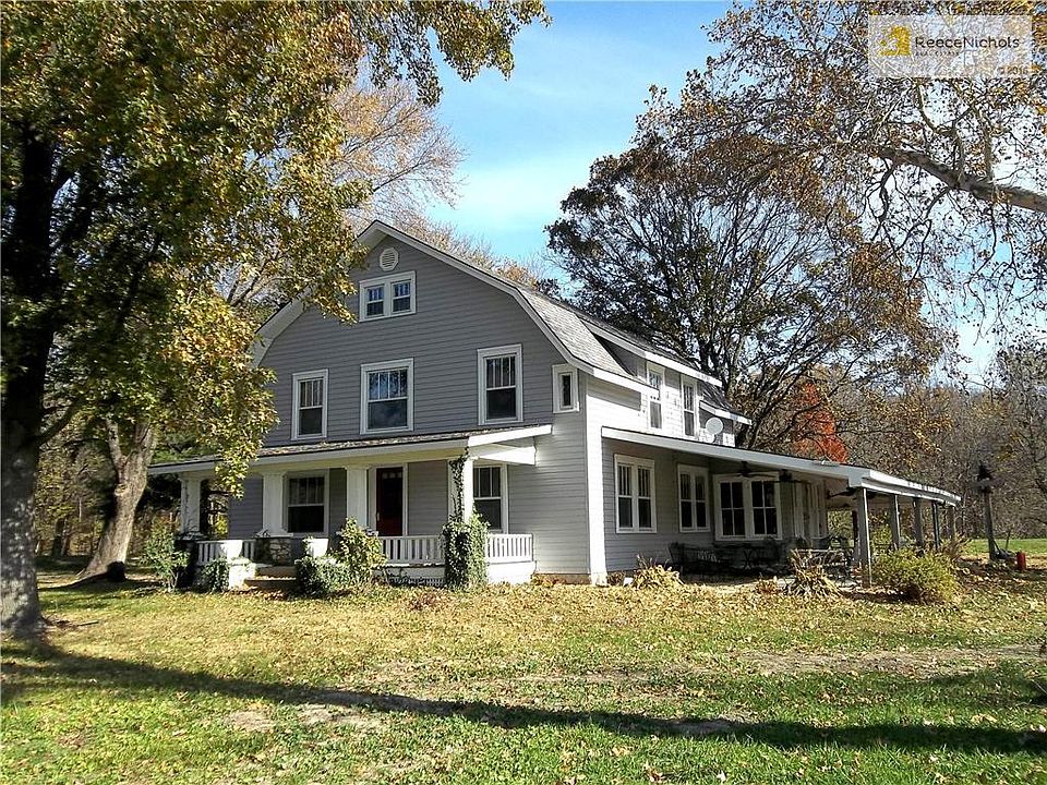 1942 S Purvis Rd, Pleasant Hill MO 64080.