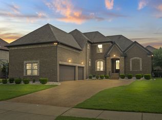 341 Crooked Creek Ln, Hendersonville, TN 37075