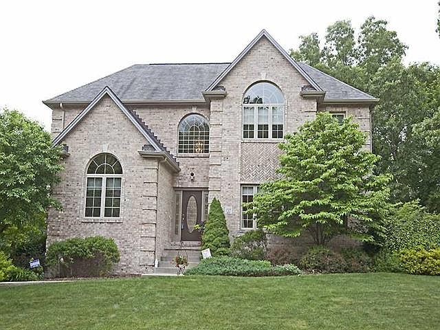 1st image of 137 Oakview Dr
