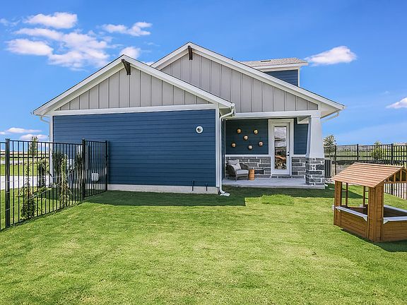 Dickinson Back Exterior