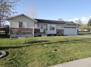 327 W 200 S, Smithfield, UT 84335