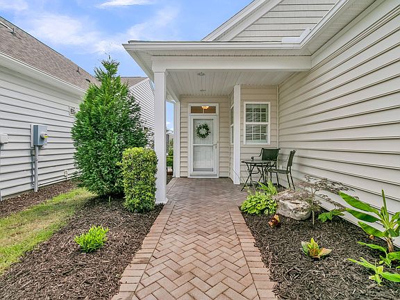 4th image of 109 Harbor Point Ct
