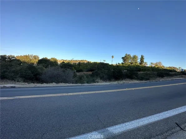 29197 Lilac Rd, Valley Center, CA 92082