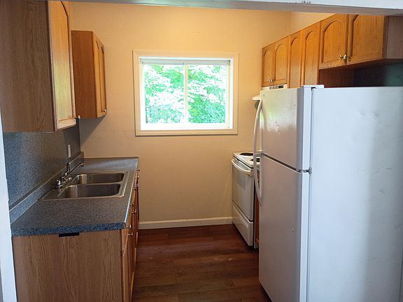 5th image of 18 West St #1