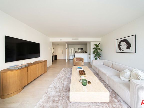 5th image of 10535 Wilshire Blvd APT 401
