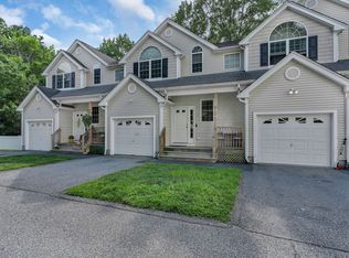 30 Water St APT 6, Attleboro, MA 02703