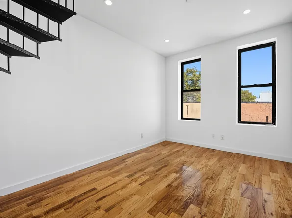 453 Irving Avenue image 4 of 16