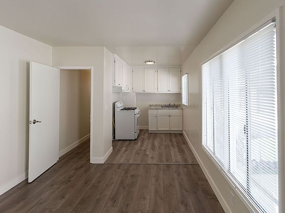 2nd image of 425 W Garfield Ave #G