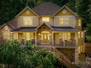 81 Smokemont Dr, Arden, NC 28704