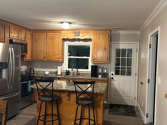 3rd image of 2312 Rada Dr