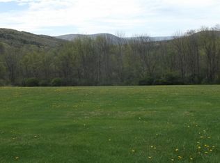 902 German Hill Rd, Factoryville, PA 18419