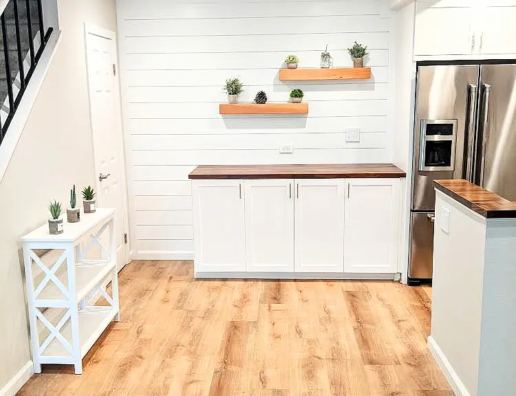 Dining Room and Coffee Bar