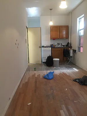 Rented by Grand & Co. | media 35