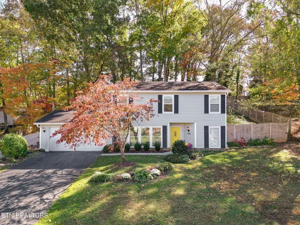 1106 Viking Dr, Knoxville, TN 37932