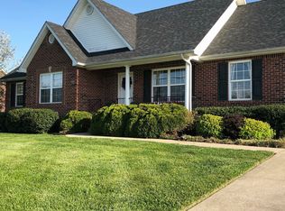 92 Brentwood Dr, Elizabethtown, KY 42701