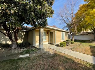 1636 Paseo Del Lago, Tulare, CA 93274