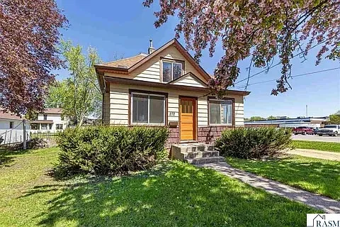 272 W Tyrone St Photo 1