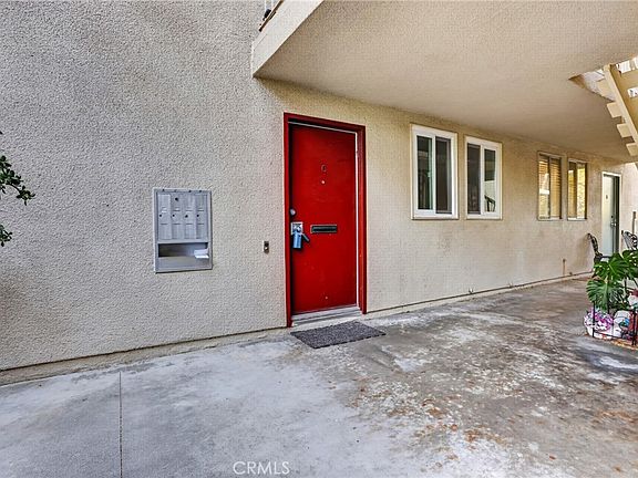 2nd image of 8 Via Castilla Unit C