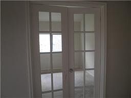 2nd image of 2844 Westover Dr
