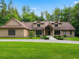 14233 Sugar Creek Rd, Fort Wayne, IN 46814