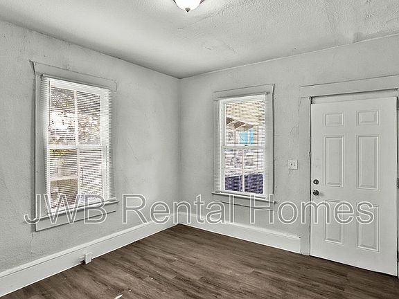 2nd image of 1425 Cleveland St