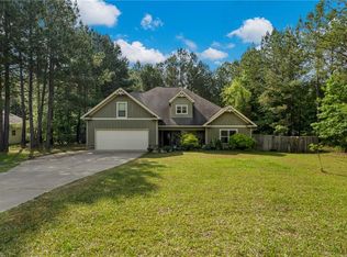 915 Greenburt Rd, Seale, AL 36875