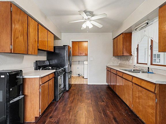 4th image of 4820 W Lincoln Rd