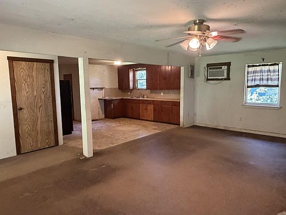 5th image of 220 Polk Rd #18