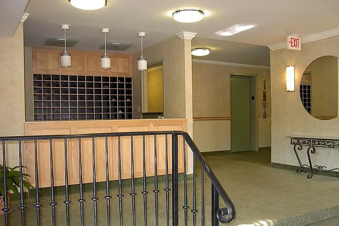 2800 Wisconsin Ave NW — Photo 2