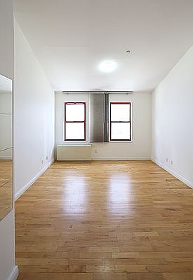 3rd image of 60 Tiffany Pl APT 4I