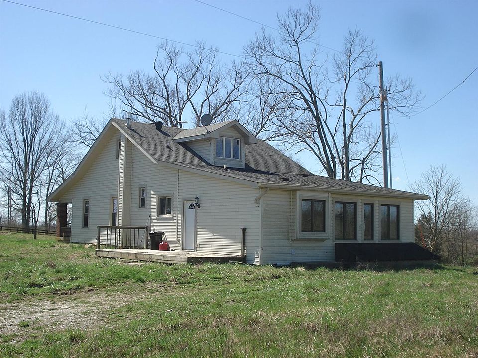 2nd image of 1387 Commonwealth Ln