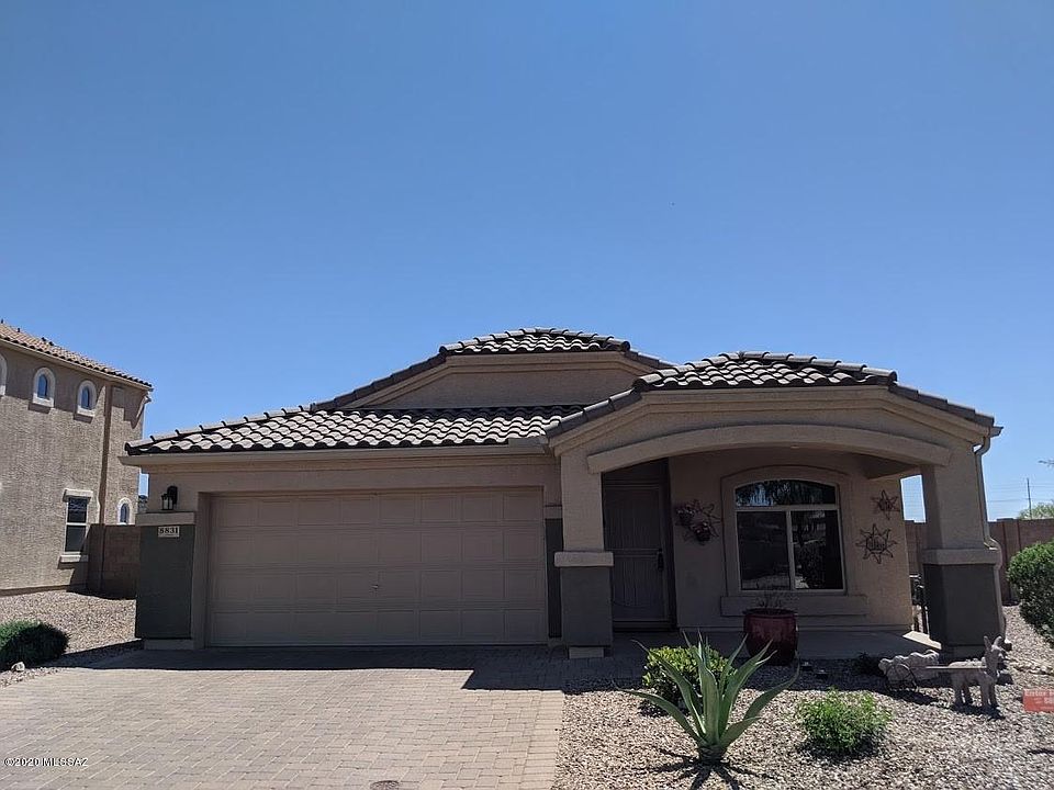 1st image of 8831 W Cadwell Way