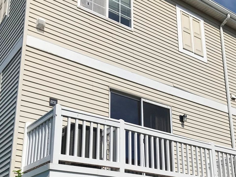 2nd image of 9475 Harrison St #9475