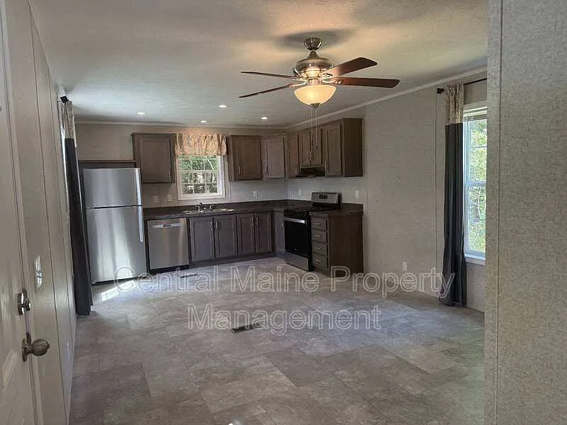 2 bed, 1.0 bath, $1,250 — Photo 4