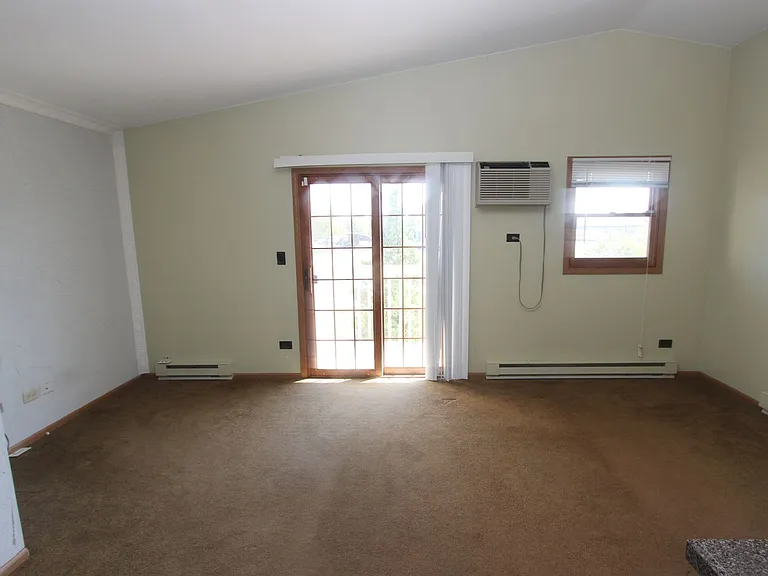 1375 Cunat Ct #3B — Photo 4