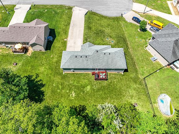 4th image of 504 Heatherwood Dr