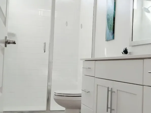 19249 W Hazelwood St #B, Litchfield Park, AZ 85340