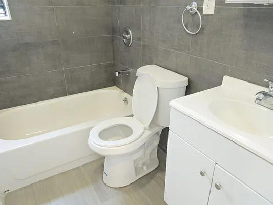 Rented by Marjorie Thompson, LREB | media 6