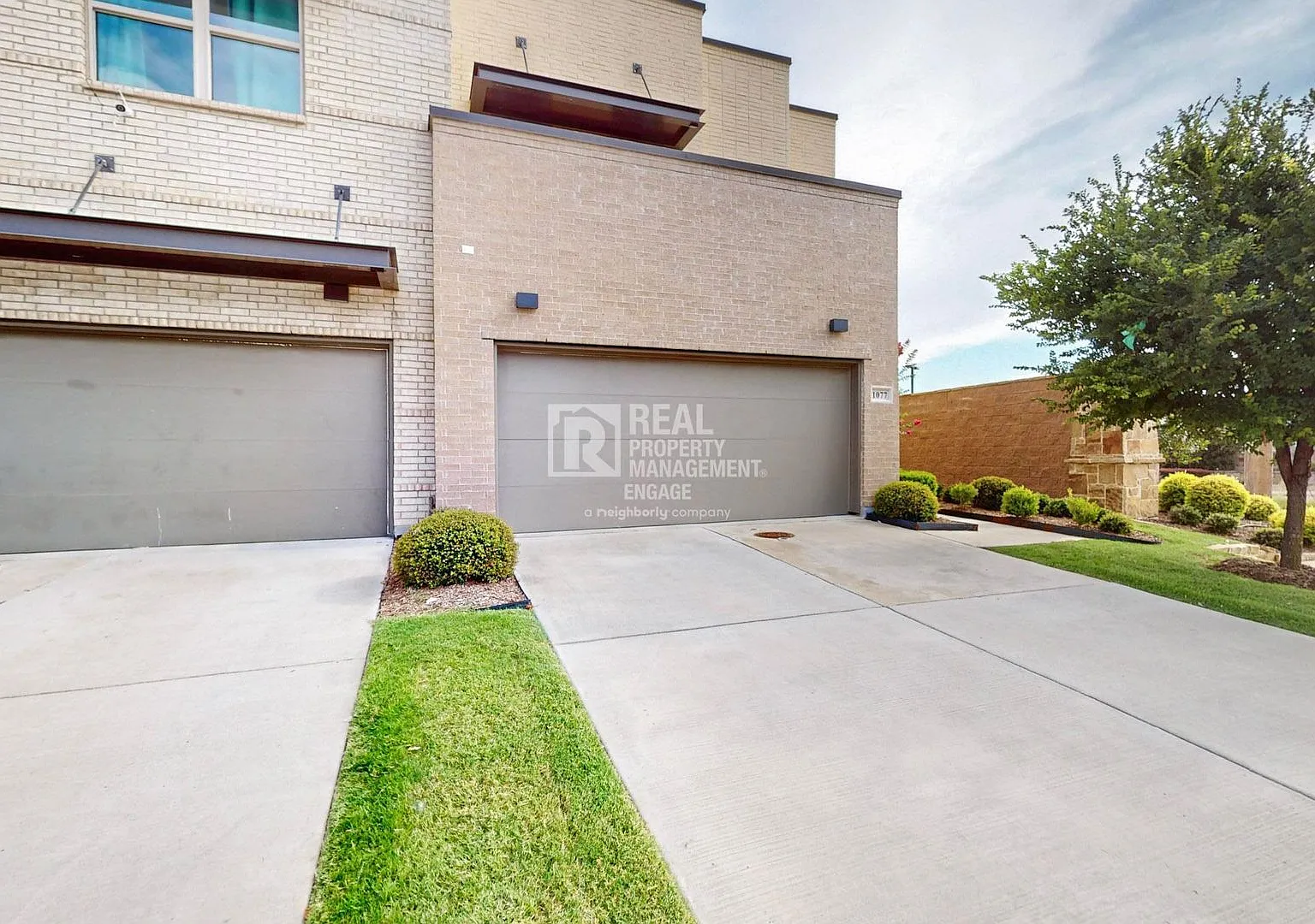 Gorgeous 3 Bedroom Corner Home Available for Rent in Allen, TX! — Photo 2