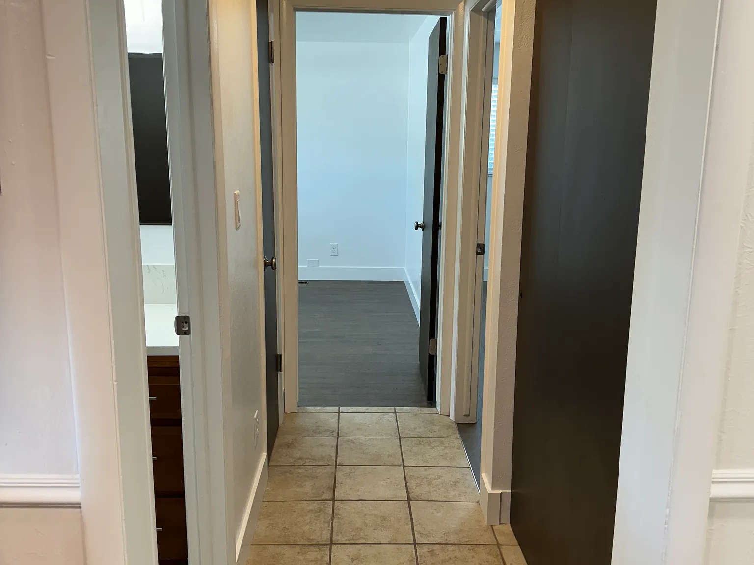 3 bed, 1250 sqft, $1,800 — Photo 2