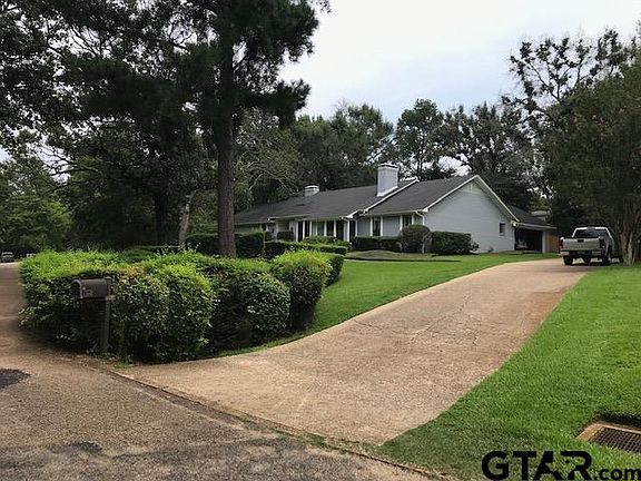 4th image of 2720 Woodlake Dr