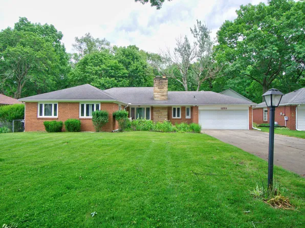 1253 Levant St, Jackson, MI 49203
