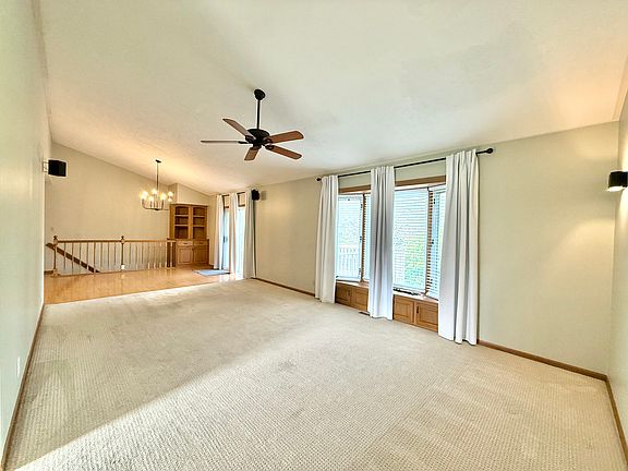 4th image of 3600 Hartley Cir