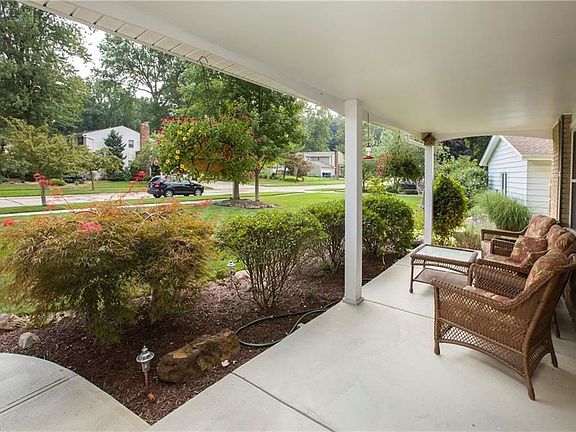 4th image of 26862 Hyannis Port Dr