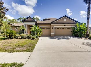 16709 Whispering Glen Dr, Lutz, FL 33558