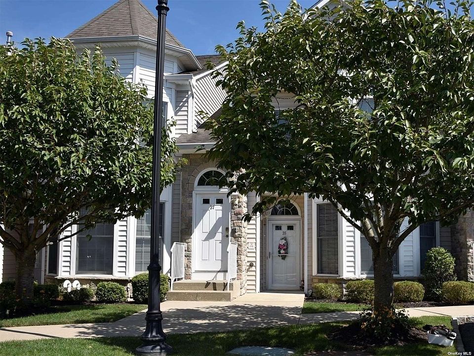 37 Gazebo Lane UNIT 37, Smithtown, NY 11787 Zillow