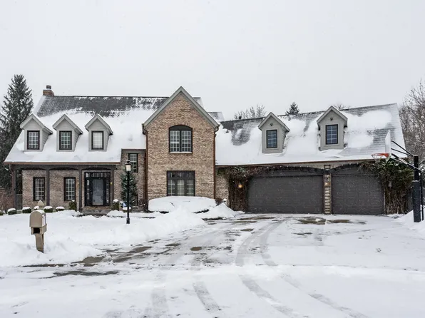 3984 Chadwick Dr, Carmel, IN 46033