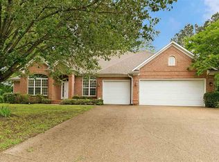 57 Bent Creek Ln, Jackson, TN 38305